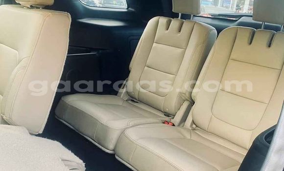 Buy Used Ford Explorer Red Car in Dakar in Dakar Buy Used Ford Explorer Red Car in Dakar in Dakar