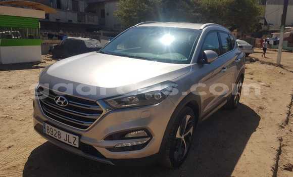 Acheter Import Voiture Hyundai Tucson Beige à Dakar, Dakar Acheter Import Voiture Hyundai Tucson Beige à Dakar, Dakar