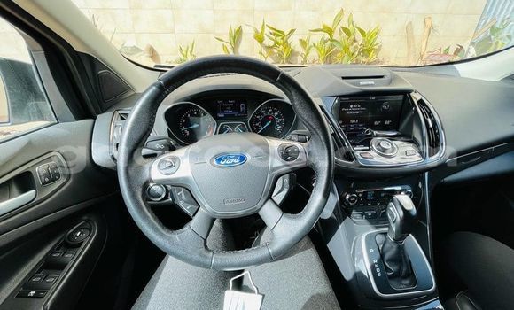 Acheter Occasion Voiture Ford Escape Noir à Dakar, Dakar Acheter Occasion Voiture Ford Escape Noir à Dakar, Dakar