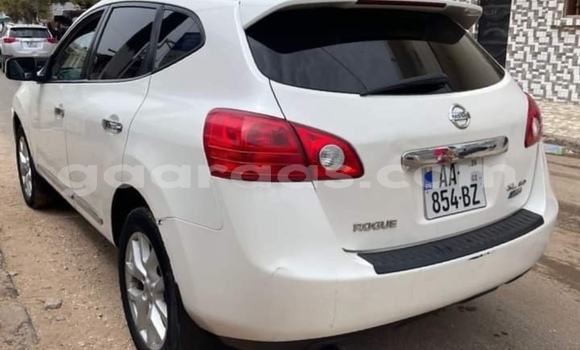Acheter Occasion Voiture Nissan Rogue Blanc à Dakar, Dakar Acheter Occasion Voiture Nissan Rogue Blanc à Dakar, Dakar