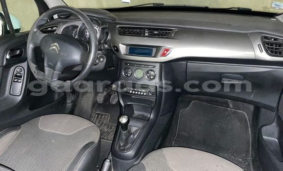 Acheter Occasion Voiture Citroen C3 Blanc à Dakar, Dakar Acheter Occasion Voiture Citroen C3 Blanc à Dakar, Dakar