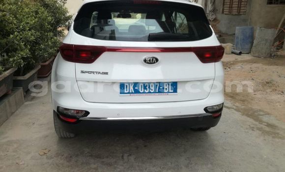 Acheter Occasion Voiture Kia Sportage Blanc à Dakar, Dakar Acheter Occasion Voiture Kia Sportage Blanc à Dakar, Dakar