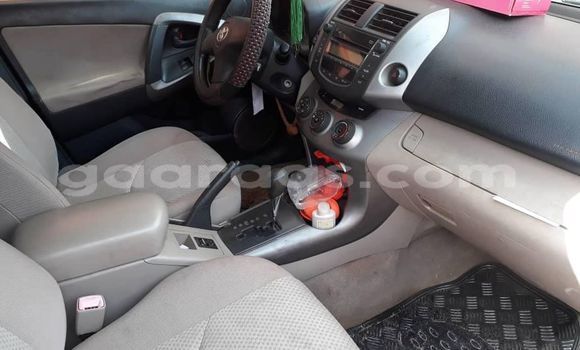 Acheter Occasion Voiture Toyota RAV4 Noir à Dakar, Dakar Acheter Occasion Voiture Toyota RAV4 Noir à Dakar, Dakar