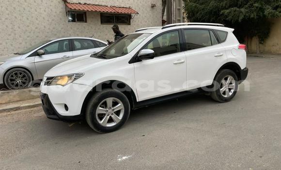 Dieundeu Beess Toyota RAV4 White Auto in Dakar in Dakar Dieundeu Beess Toyota RAV4 White Auto in Dakar in Dakar