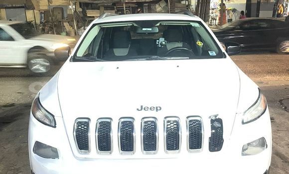 Acheter Occasion Voiture Jeep Cherokee Blanc à Dakar, Dakar Acheter Occasion Voiture Jeep Cherokee Blanc à Dakar, Dakar