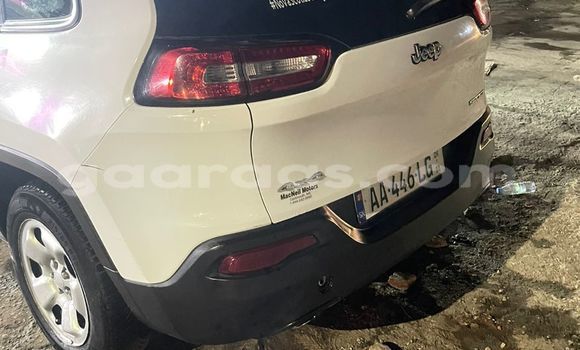 Acheter Occasion Voiture Jeep Cherokee Blanc à Dakar, Dakar Acheter Occasion Voiture Jeep Cherokee Blanc à Dakar, Dakar