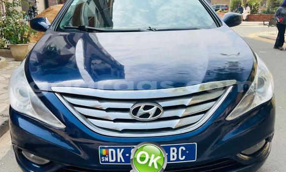 Dieundeu Occasion Hyundai Sonata Blue Auto in Dakar in Dakar