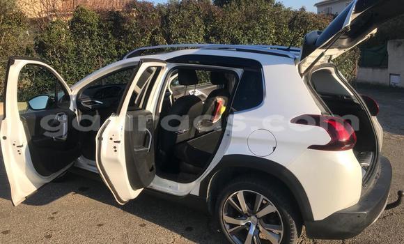 Acheter Import Voiture Peugeot 2008 Blanc à Dakar, Dakar