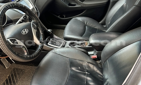 Acheter Occasion Voiture Hyundai Avante Gris à Dakar, Dakar Acheter Occasion Voiture Hyundai Avante Gris à Dakar, Dakar