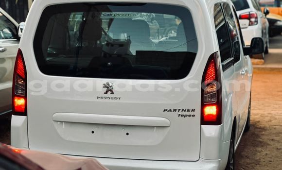Acheter Import Voiture Peugeot Partner Blanc à Dakar, Dakar Acheter Import Voiture Peugeot Partner Blanc à Dakar, Dakar