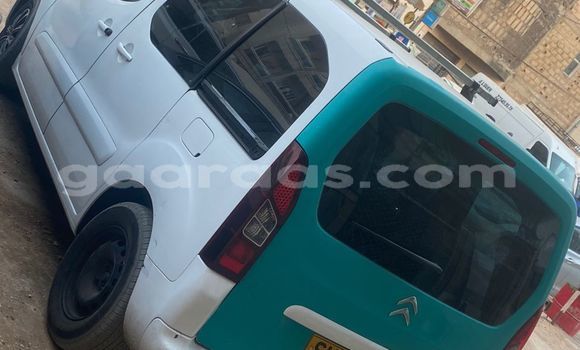 Buy Import Peugeot Partner White Car in Dakar in Dakar Buy Import Peugeot Partner White Car in Dakar in Dakar