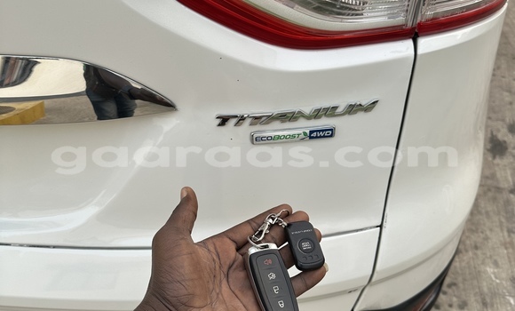 Acheter Occasion Voiture Ford Escape Blanc à Dakar, Dakar Acheter Occasion Voiture Ford Escape Blanc à Dakar, Dakar