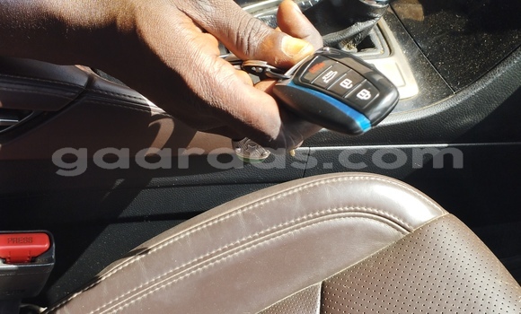 Buy Used Hyundai Grandeur Silver Car in Rufisque in Dakar Buy Used Hyundai Grandeur Silver Car in Rufisque in Dakar