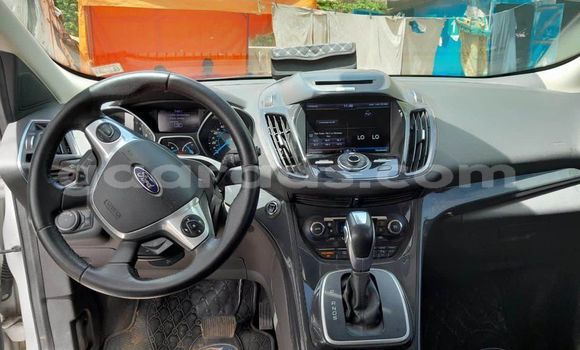 Acheter Occasion Voiture Ford Escape Gris à Dakar, Dakar Acheter Occasion Voiture Ford Escape Gris à Dakar, Dakar