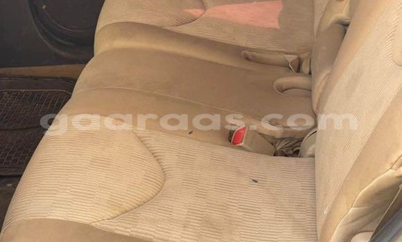 Dieundeu Occasion Toyota RAV4 Black Auto in Dakar in Dakar Dieundeu Occasion Toyota RAV4 Black Auto in Dakar in Dakar