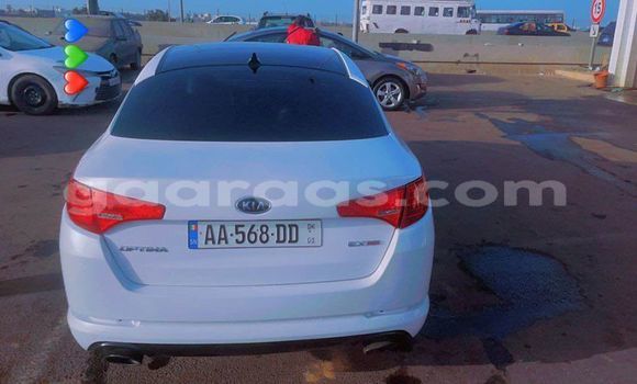 Acheter Occasion Voiture Kia Optima Blanc à Dakar, Dakar Acheter Occasion Voiture Kia Optima Blanc à Dakar, Dakar