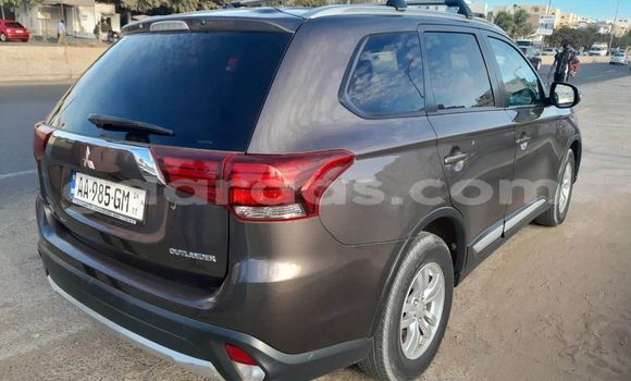 Acheter Occasion Voiture Mitsubishi Outlander Marron à Dakar, Dakar Acheter Occasion Voiture Mitsubishi Outlander Marron à Dakar, Dakar