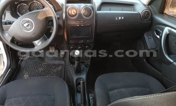 Acheter Occasion Voiture Renault Duster Blanc à Dakar, Dakar Acheter Occasion Voiture Renault Duster Blanc à Dakar, Dakar