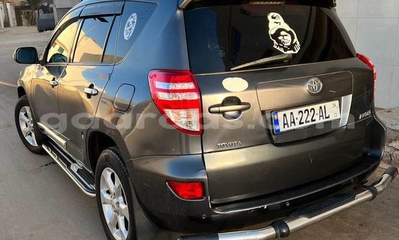 Acheter Occasion Voiture Toyota RAV4 Noir à Dakar, Dakar Acheter Occasion Voiture Toyota RAV4 Noir à Dakar, Dakar