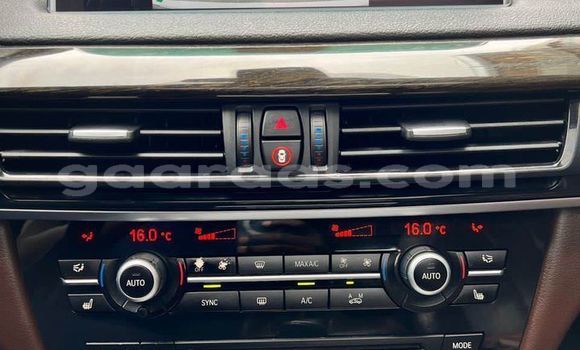 Dieundeu Occasion BMW X5 White Auto in Dakar in Dakar Dieundeu Occasion BMW X5 White Auto in Dakar in Dakar