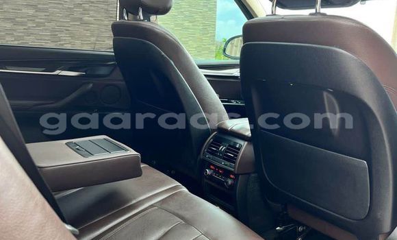 Dieundeu Occasion BMW X5 White Auto in Dakar in Dakar Dieundeu Occasion BMW X5 White Auto in Dakar in Dakar