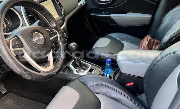 Acheter Occasion Voiture Jeep Cherokee Noir à Dakar, Dakar Acheter Occasion Voiture Jeep Cherokee Noir à Dakar, Dakar