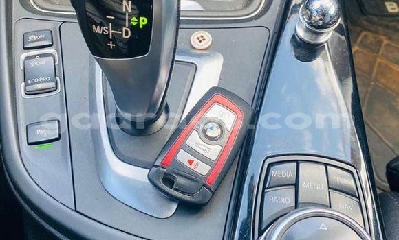 Dieundeu Occasion BMW 3–Series Silver Auto in Dakar in Dakar Dieundeu Occasion BMW 3–Series Silver Auto in Dakar in Dakar