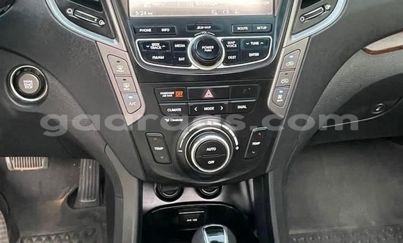 Acheter Occasion Voiture Hyundai Santa Fe Blanc à Dakar, Dakar Acheter Occasion Voiture Hyundai Santa Fe Blanc à Dakar, Dakar