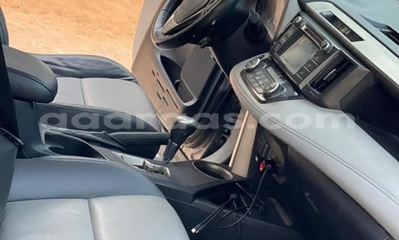 Acheter Occasion Voiture Toyota RAV4 Noir à Dakar, Dakar Acheter Occasion Voiture Toyota RAV4 Noir à Dakar, Dakar