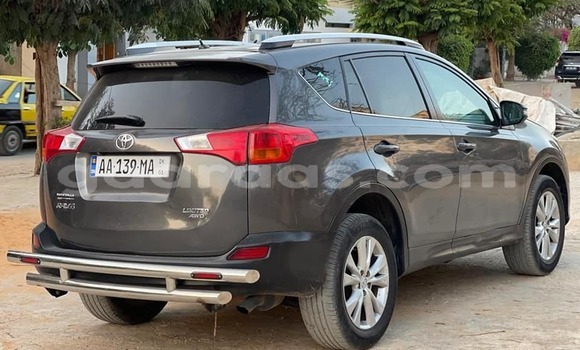 Acheter Occasion Voiture Toyota RAV4 Noir à Dakar, Dakar Acheter Occasion Voiture Toyota RAV4 Noir à Dakar, Dakar