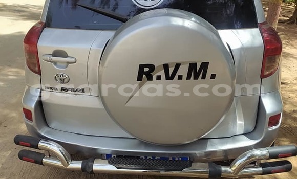 Acheter Occasion Voiture Toyota RAV4 Gris à Dakar, Dakar Acheter Occasion Voiture Toyota RAV4 Gris à Dakar, Dakar