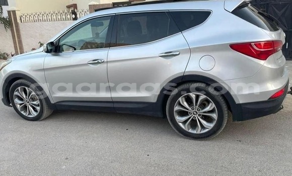 Acheter Occasion Voiture Hyundai Santa Fe Gris à Dakar, Dakar