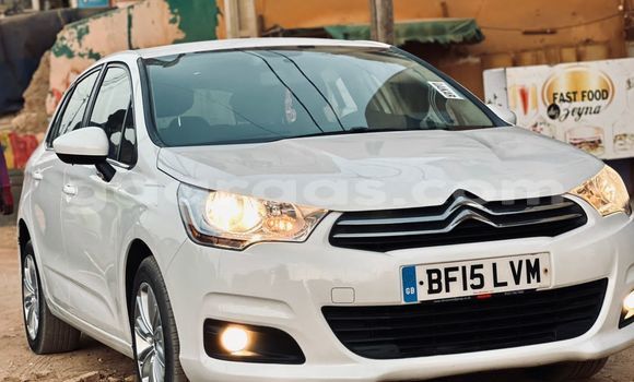 Buy Import Citroen C4 White Car in Dakar in Dakar Buy Import Citroen C4 White Car in Dakar in Dakar