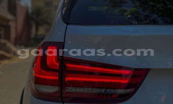 Acheter Occasion Voiture BMW X5 Blanc à Dakar, Dakar Acheter Occasion Voiture BMW X5 Blanc à Dakar, Dakar