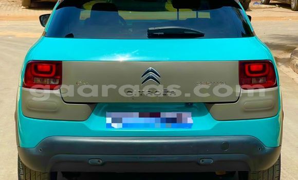 Acheter Import Voiture Citroen C4 Cactus Vert à Dakar, Dakar Acheter Import Voiture Citroen C4 Cactus Vert à Dakar, Dakar