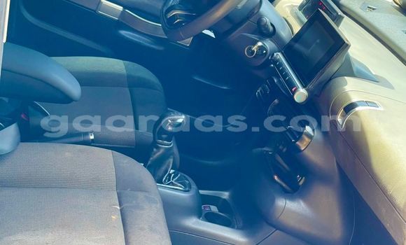 Acheter Import Voiture Citroen C4 Cactus Vert à Dakar, Dakar Acheter Import Voiture Citroen C4 Cactus Vert à Dakar, Dakar