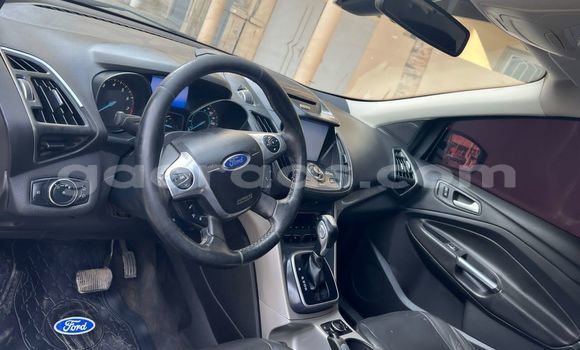 Acheter Occasion Voiture Ford Escape Gris à Dakar, Dakar Acheter Occasion Voiture Ford Escape Gris à Dakar, Dakar