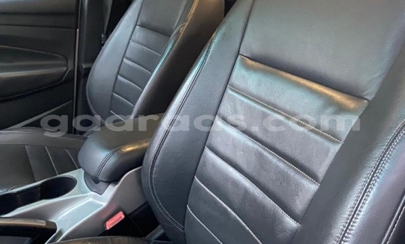 Acheter Occasion Voiture Ford Escape Gris à Dakar, Dakar Acheter Occasion Voiture Ford Escape Gris à Dakar, Dakar