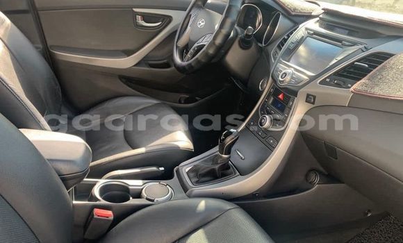 Dieundeu Occasion Hyundai Avante White Auto in Dakar in Dakar Dieundeu Occasion Hyundai Avante White Auto in Dakar in Dakar