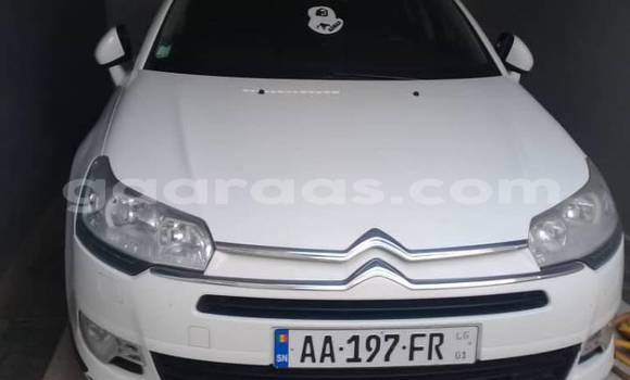 Acheter Occasion Voiture Citroen C5 Blanc à Dakar, Dakar Acheter Occasion Voiture Citroen C5 Blanc à Dakar, Dakar