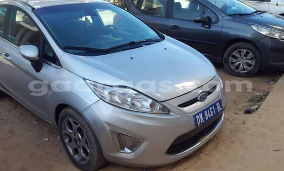 Dieundeu Occasion Ford Fiesta Silver Auto in Dakar in Dakar