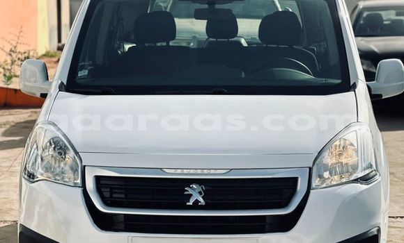 Buy Import Peugeot Partner White Car in Dakar in Dakar