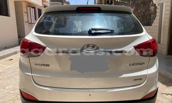 Dieundeu Occasion Hyundai Tucson White Auto in Dakar in Dakar Dieundeu Occasion Hyundai Tucson White Auto in Dakar in Dakar