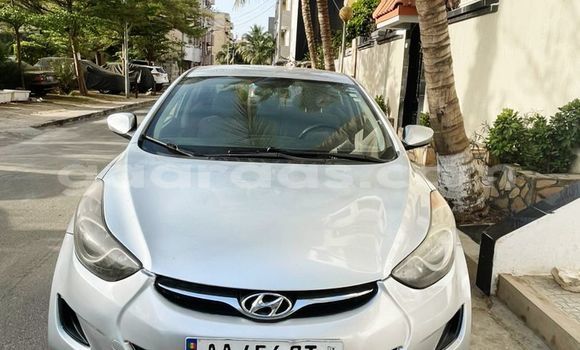 Dieundeu Occasion Hyundai Elantra Silver Auto in Dakar in Dakar Dieundeu Occasion Hyundai Elantra Silver Auto in Dakar in Dakar