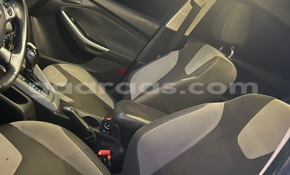 Acheter Occasion Voiture Ford Focus Bleu à Dakar, Dakar Acheter Occasion Voiture Ford Focus Bleu à Dakar, Dakar