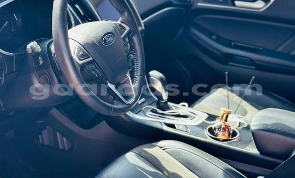 Acheter Occasion Voiture Ford Edge Rouge à Dakar, Dakar Acheter Occasion Voiture Ford Edge Rouge à Dakar, Dakar