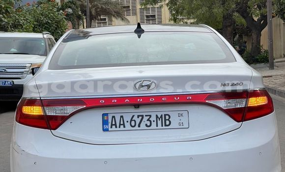 Acheter Occasion Voiture Hyundai Grandeur Blanc à Dakar, Dakar Acheter Occasion Voiture Hyundai Grandeur Blanc à Dakar, Dakar