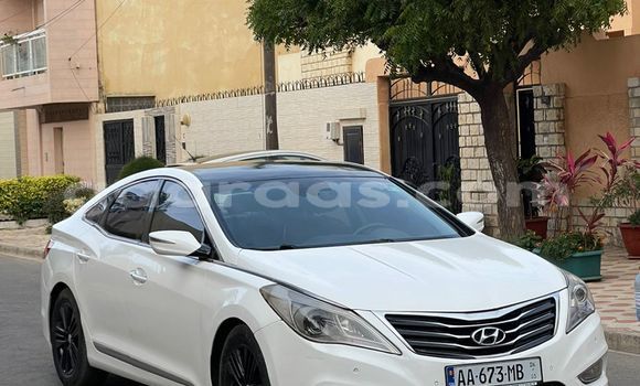 Acheter Occasion Voiture Hyundai Grandeur Blanc à Dakar, Dakar Acheter Occasion Voiture Hyundai Grandeur Blanc à Dakar, Dakar