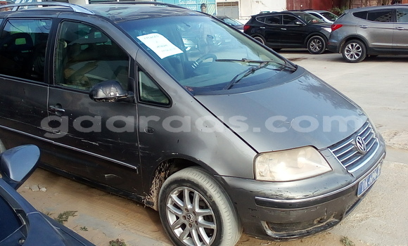Acheter Occasion Voiture Volkswagen Sharan Gris à Dakar, Dakar