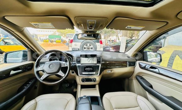 Dieundeu Imported Mercedes‒Benz ML–Class Blue Auto in Dakar in Dakar Dieundeu Imported Mercedes‒Benz ML–Class Blue Auto in Dakar in Dakar